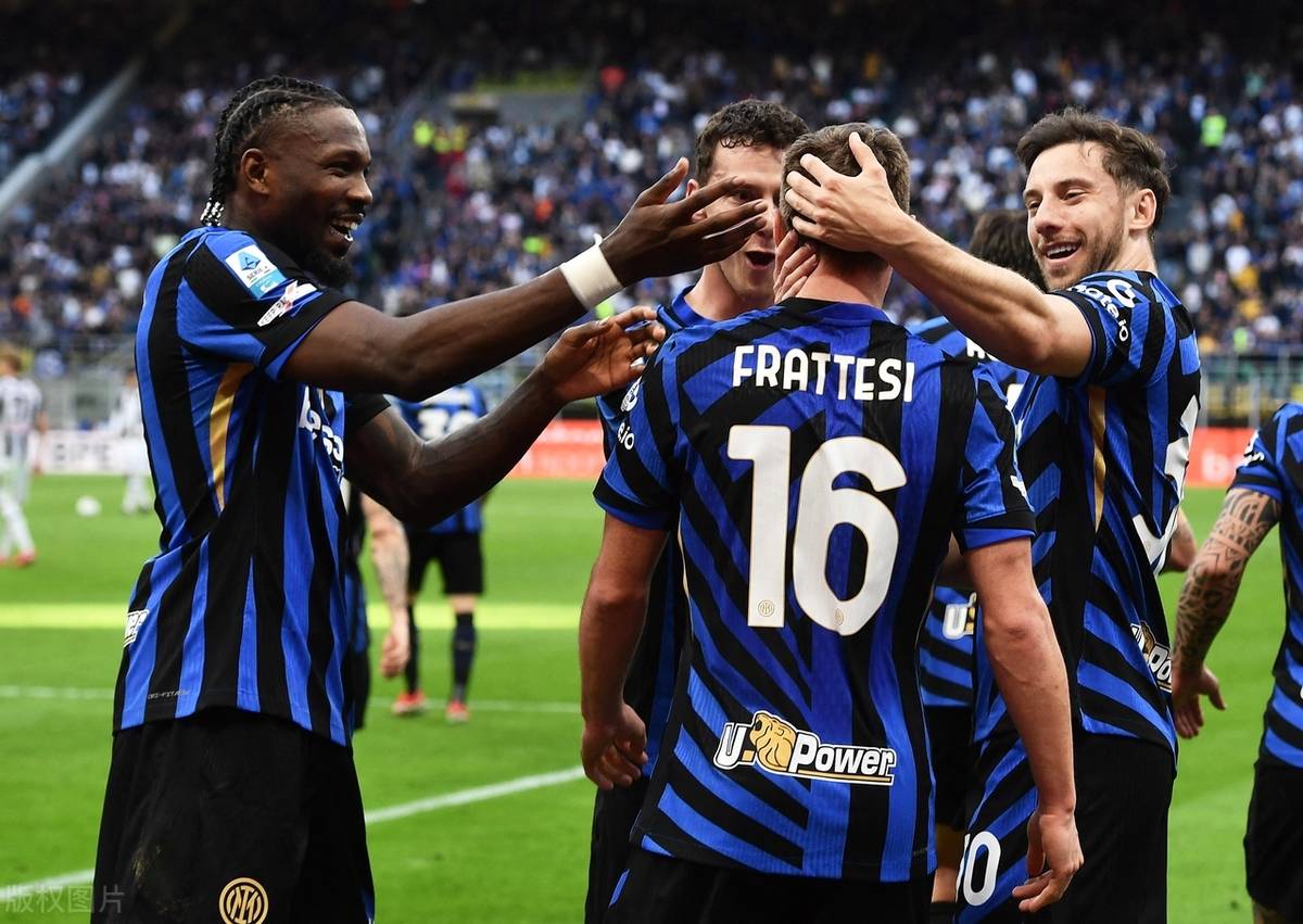 AC米兰队气质出众，截胜对手实现逆袭